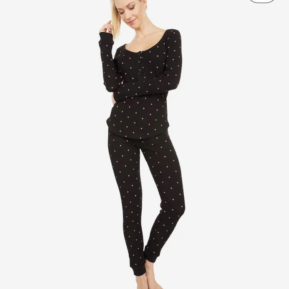 Plush Apparel heart thermal pajama set with scrunchie size xsmall